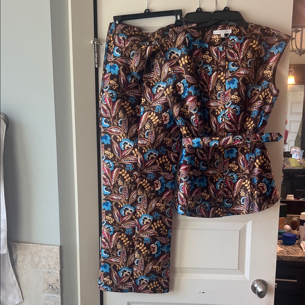 Preston & York Multicolor Floral Set